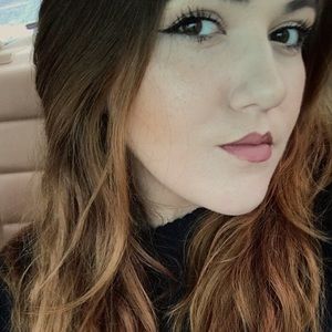 Meet your Posher, Mandy